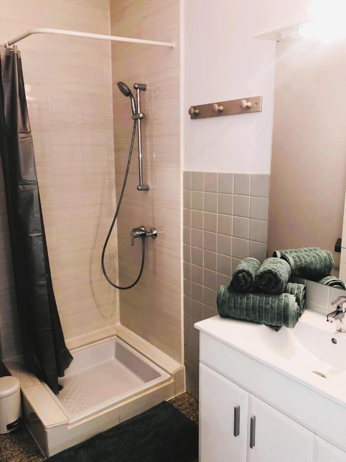 Paisible Studio Avec Agreable Loggia 2 Mn Du Centre Leilighet Aix-les-Bains Eksteriør bilde
