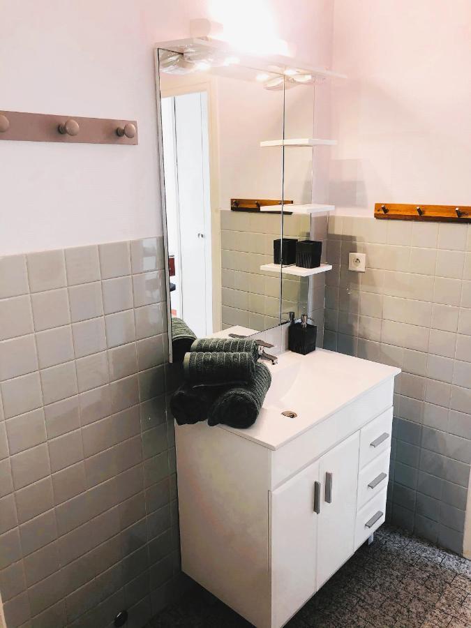 Paisible Studio Avec Agreable Loggia 2 Mn Du Centre Leilighet Aix-les-Bains Eksteriør bilde